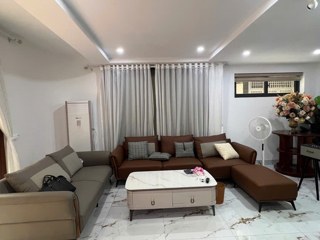CHÍNH CHỦ BÁN GẤP nhà riêng 46M 6 Tầng ngõ 176 Trương Định- Lô Góc, 3 mặt thoáng – KD hơn 11 tỷ